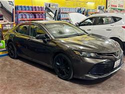 تۆیۆتا کامری